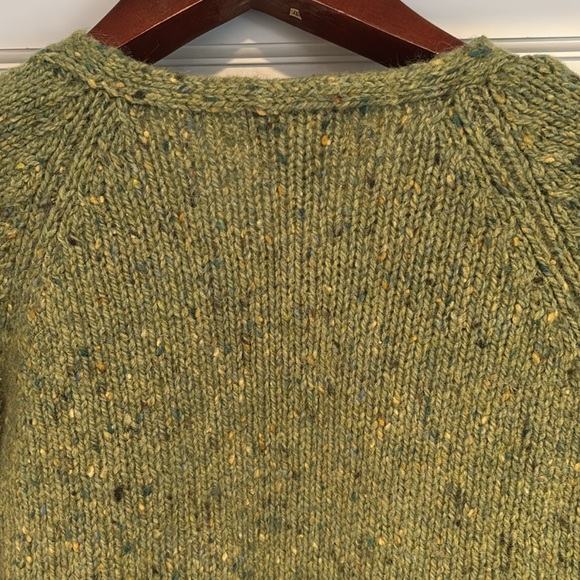 LL Bean V neck lambswool / mohair blend chunky cable knit sweater - Picture 7 of 12